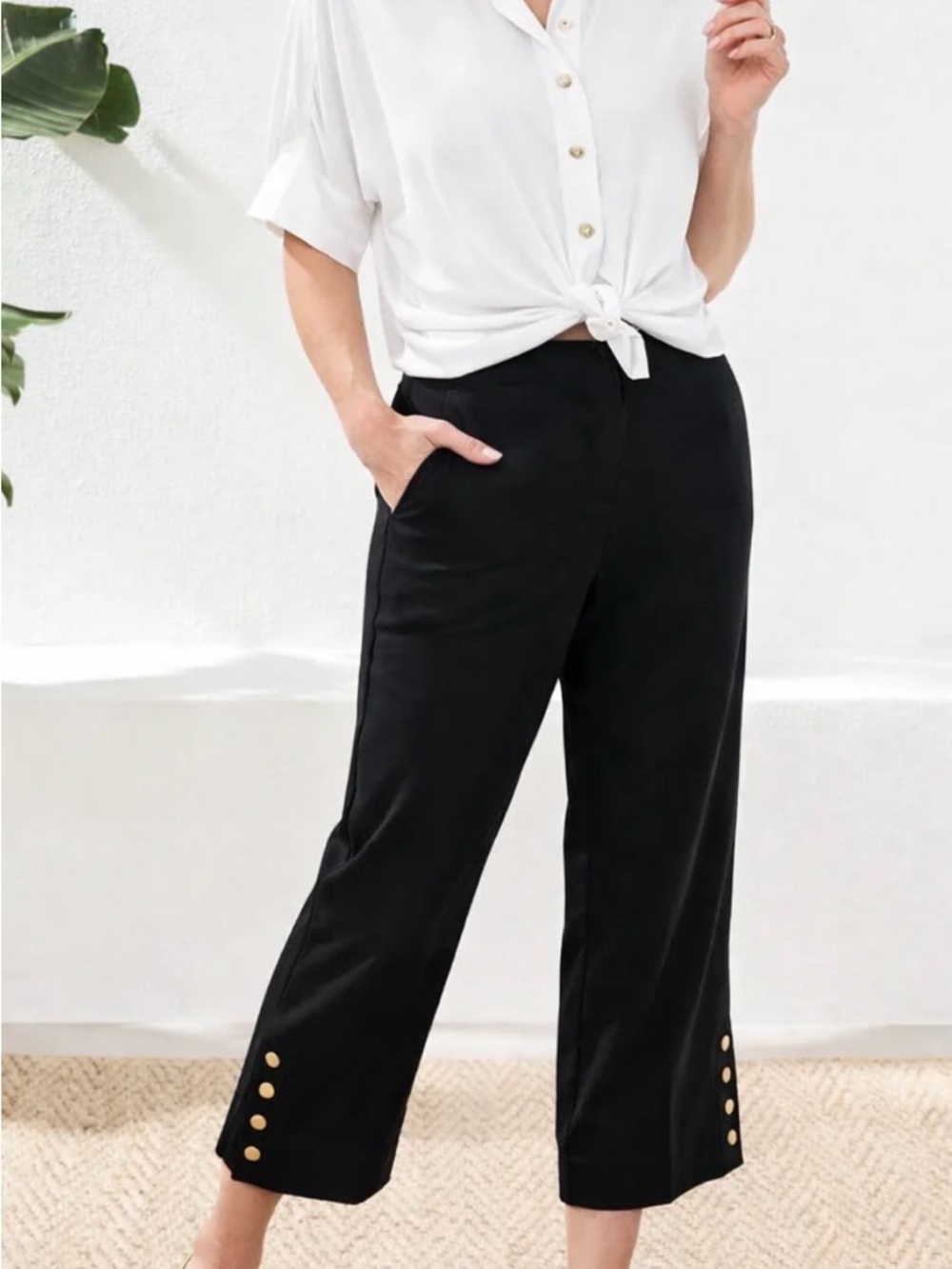 Wide leg Flatten it Capri with button hem detail